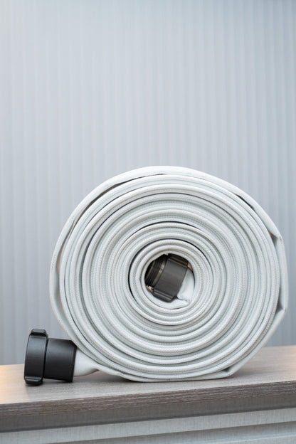 MANGUERA BLANCA 1 1/2 30M CON ACOPLE DE ALUMINIO